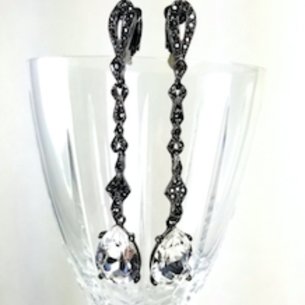 KENNETH JAY LANE, VINTAGE-HEMATITE CRYSTAL LONG EA